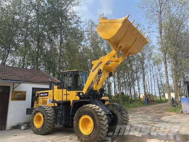 Komatsu WA380 Ładowarki kołowe