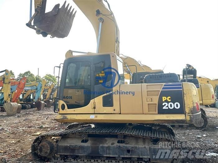 Komatsu PC200-8 Koparki gąsienicowe