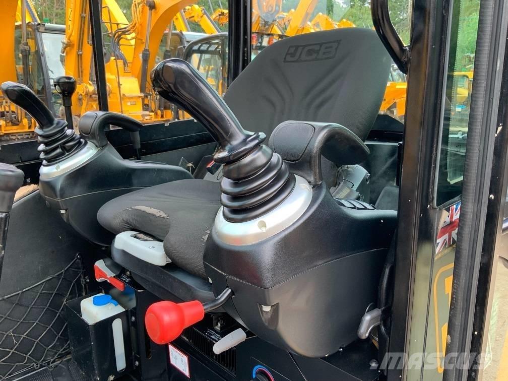 JCB 8026 CTS Minikoparki
