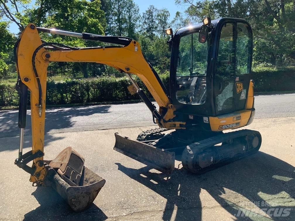 JCB 8026 CTS Minikoparki