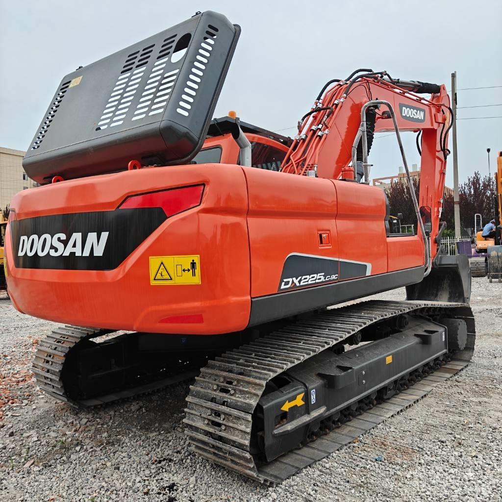 Doosan DX225LC-9C Koparki gąsienicowe