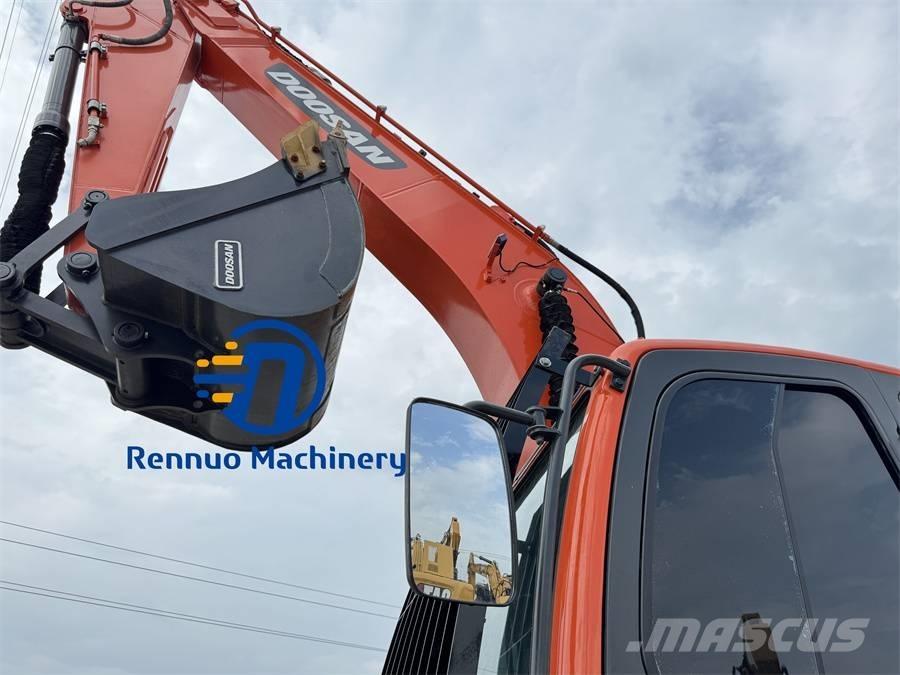Doosan DX 225 LC-9C Koparki gąsienicowe