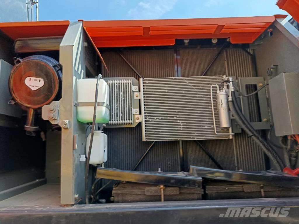 Hitachi ZX 200 Koparki gąsienicowe