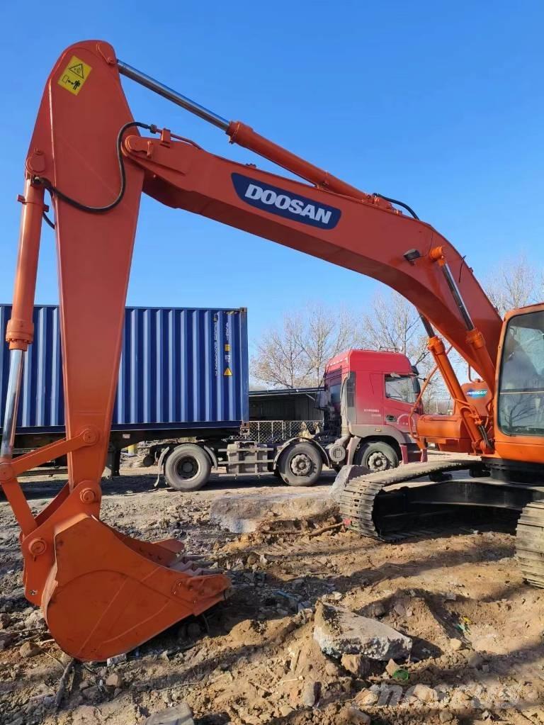Doosan DH225LC-7 Koparki gąsienicowe