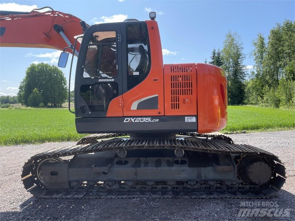 Doosan DX 235 LCR Koparki gąsienicowe
