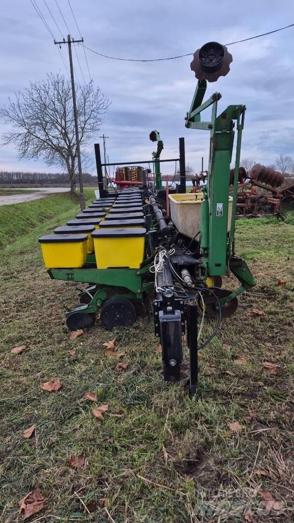 John Deere 1760 Sadzarki