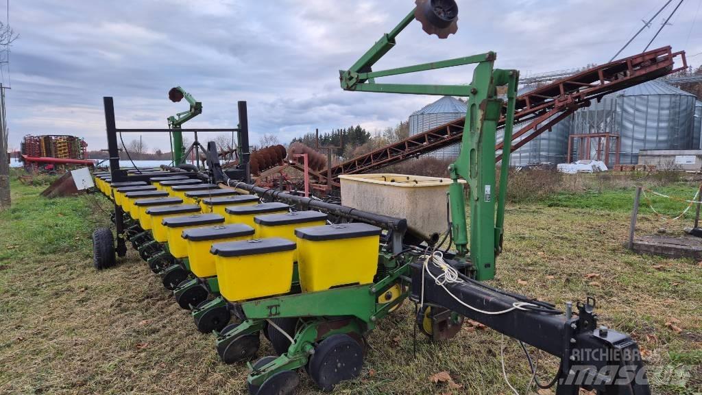 John Deere 1760 Sadzarki