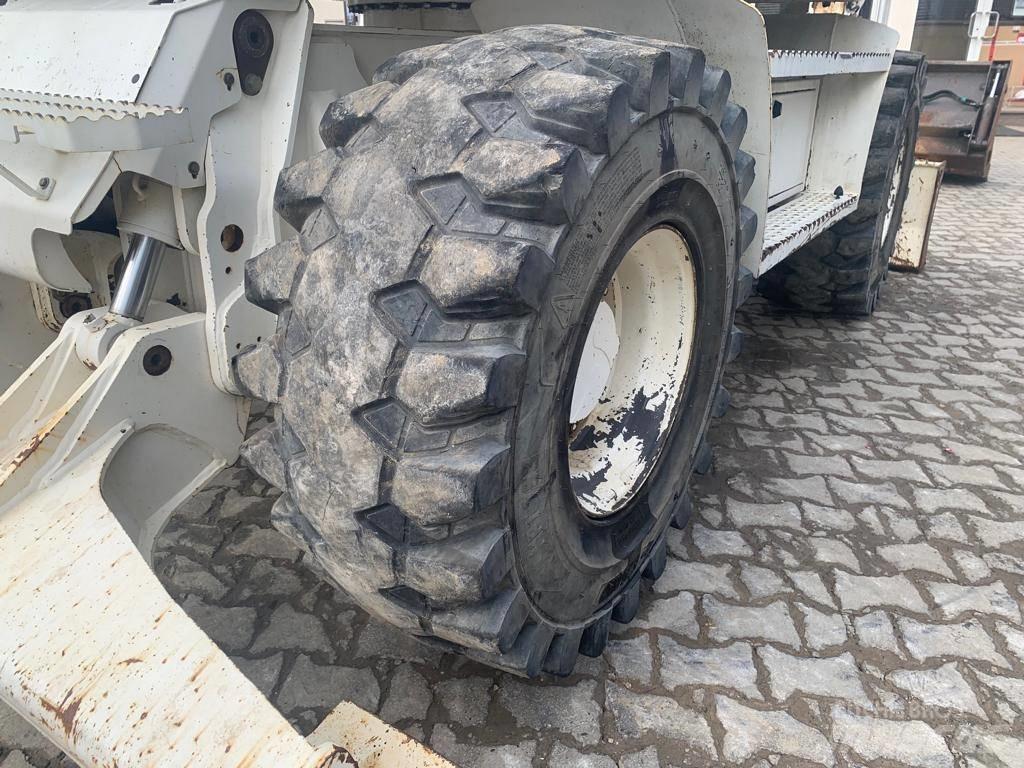 Mecalac 714 MW Koparki kołowe