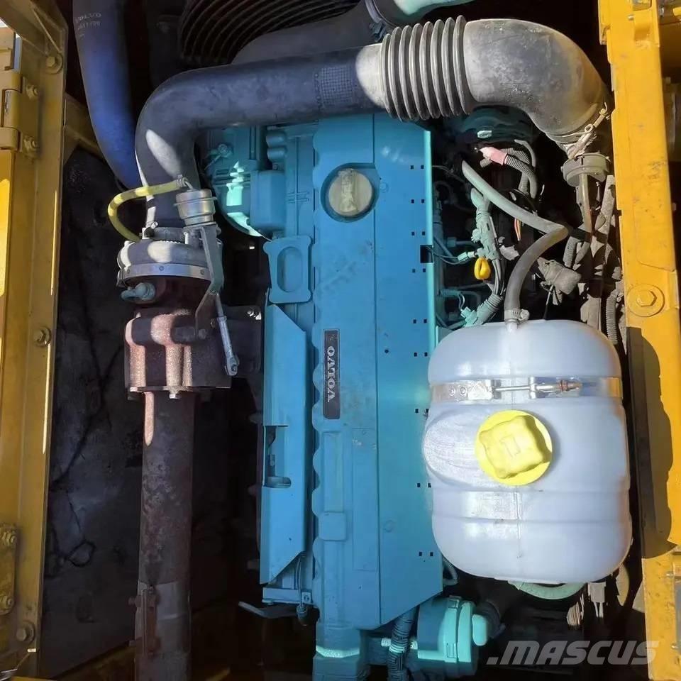 Volvo EC210B Koparki gąsienicowe