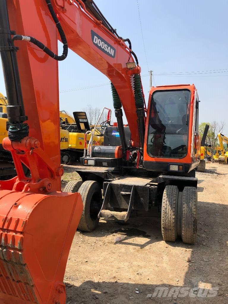 Doosan DX150W Koparki kołowe