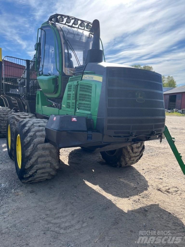 John Deere 1510G Forwardery