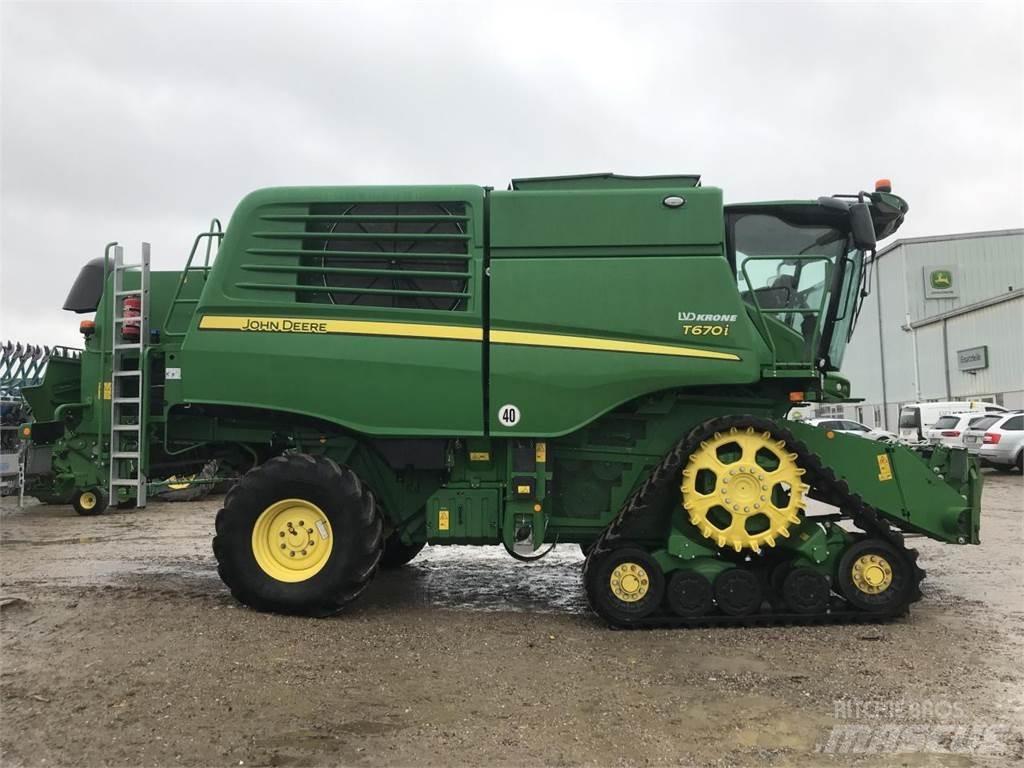 John Deere T670 Kombajny zbożowe