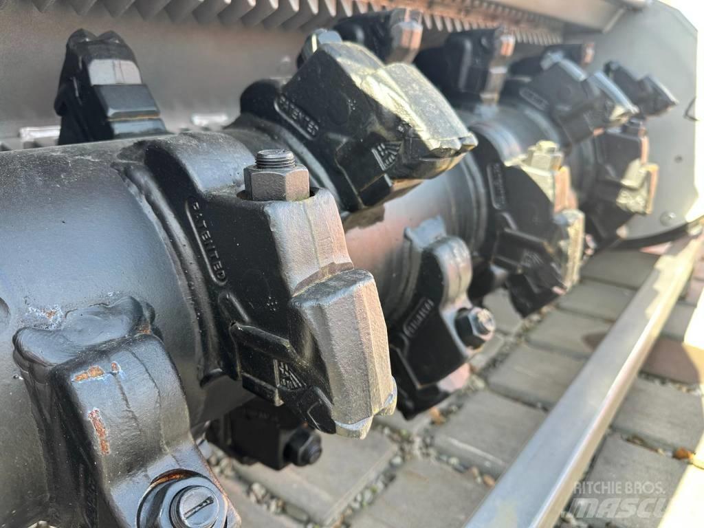 FAE UML/HY-125 VT Maszyny do okrzesywania gałęzi