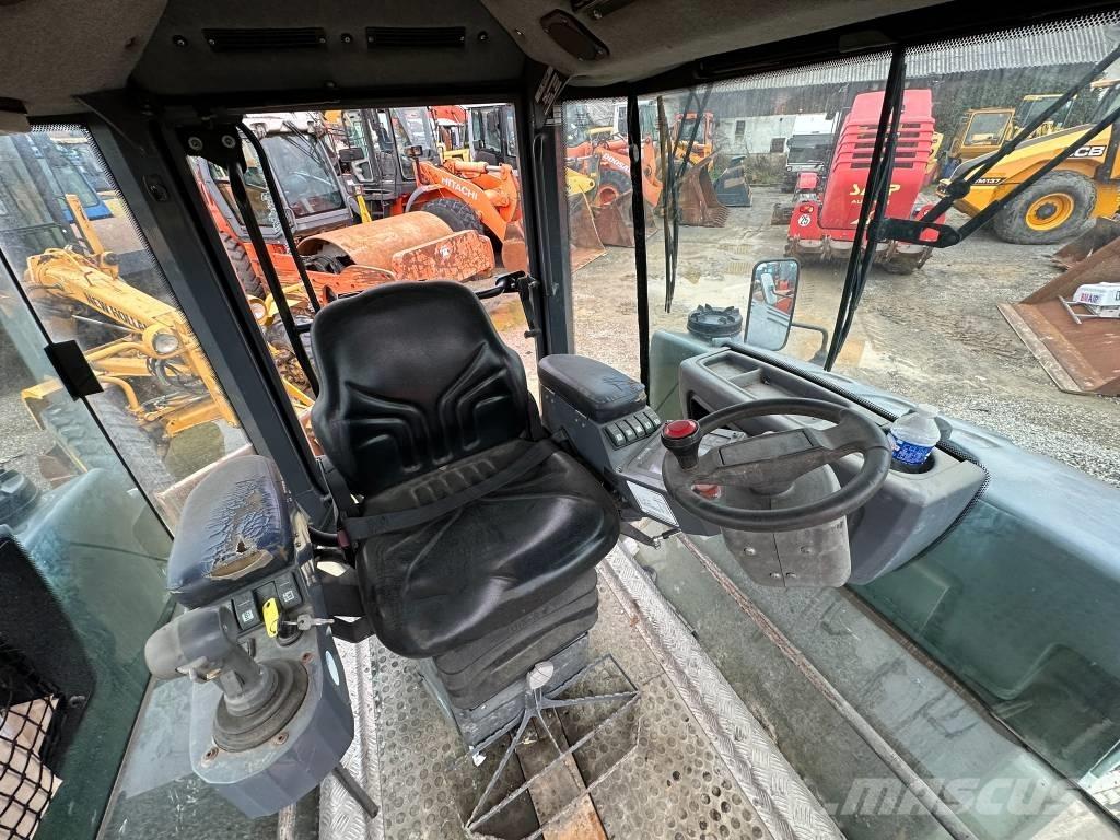 Hamm DV 70 VO Walce dwubębnowe
