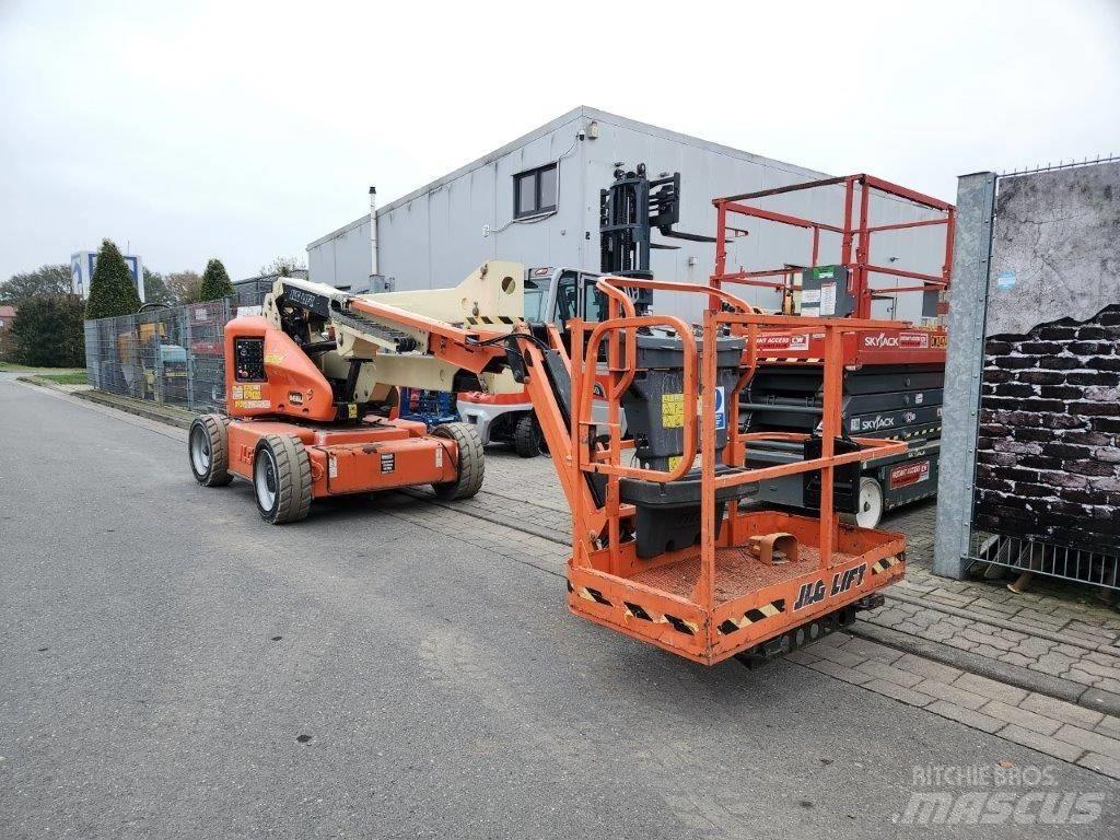 JLG M 450 AJ Podnośniki przegubowe