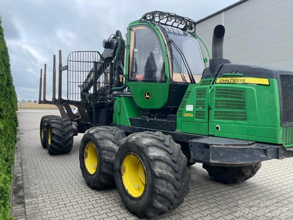 John Deere 1210 E Forwardery