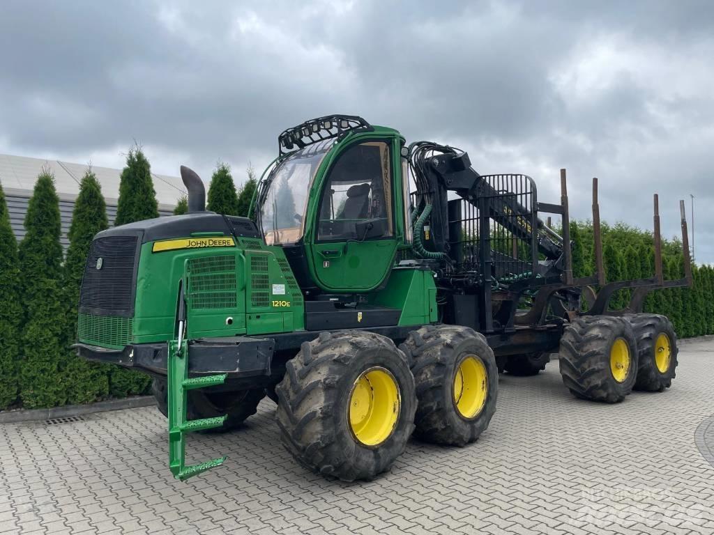 John Deere 1210 E Forwardery