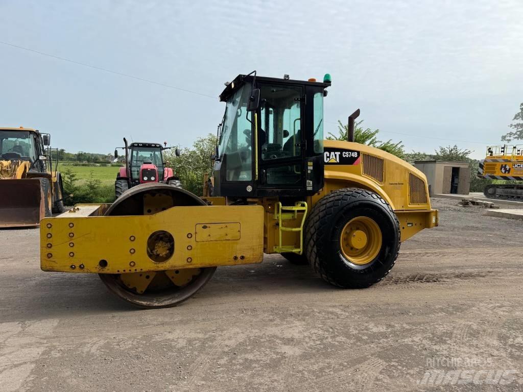 CAT CS 74 B Walce jednobębnowe