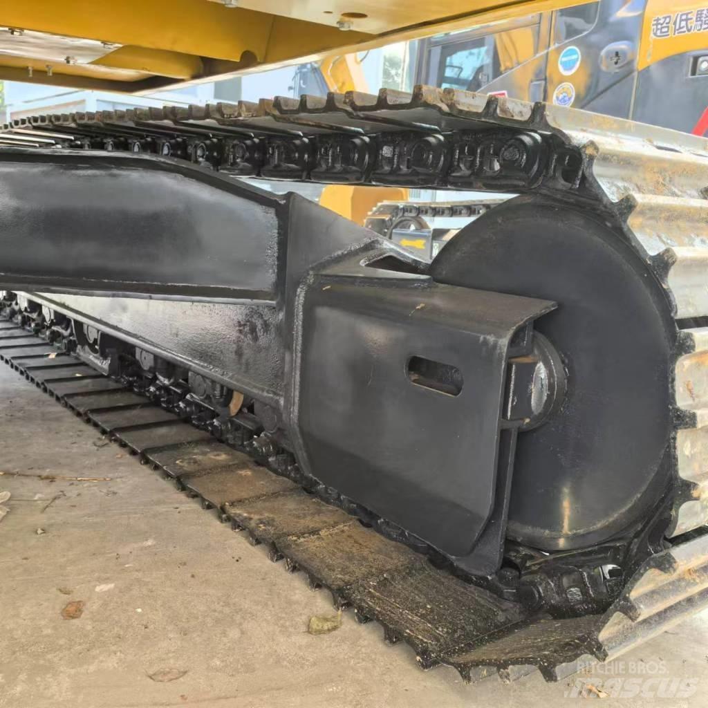 Komatsu PC130-7 Koparki gąsienicowe
