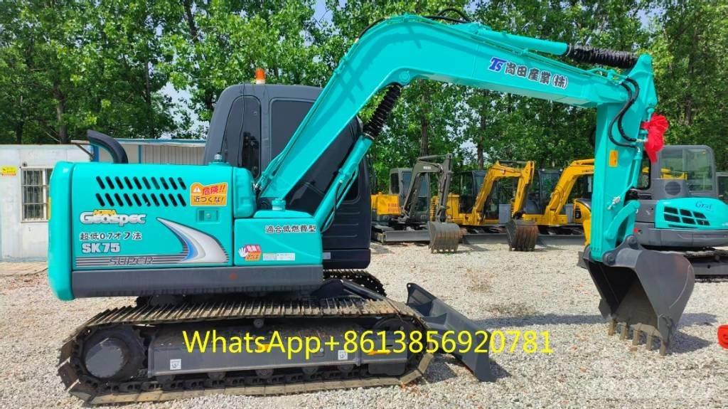 Komatsu SK75 Minikoparki