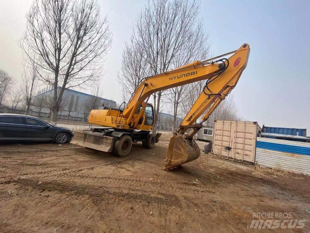 Hyundai R210WD Koparki kołowe