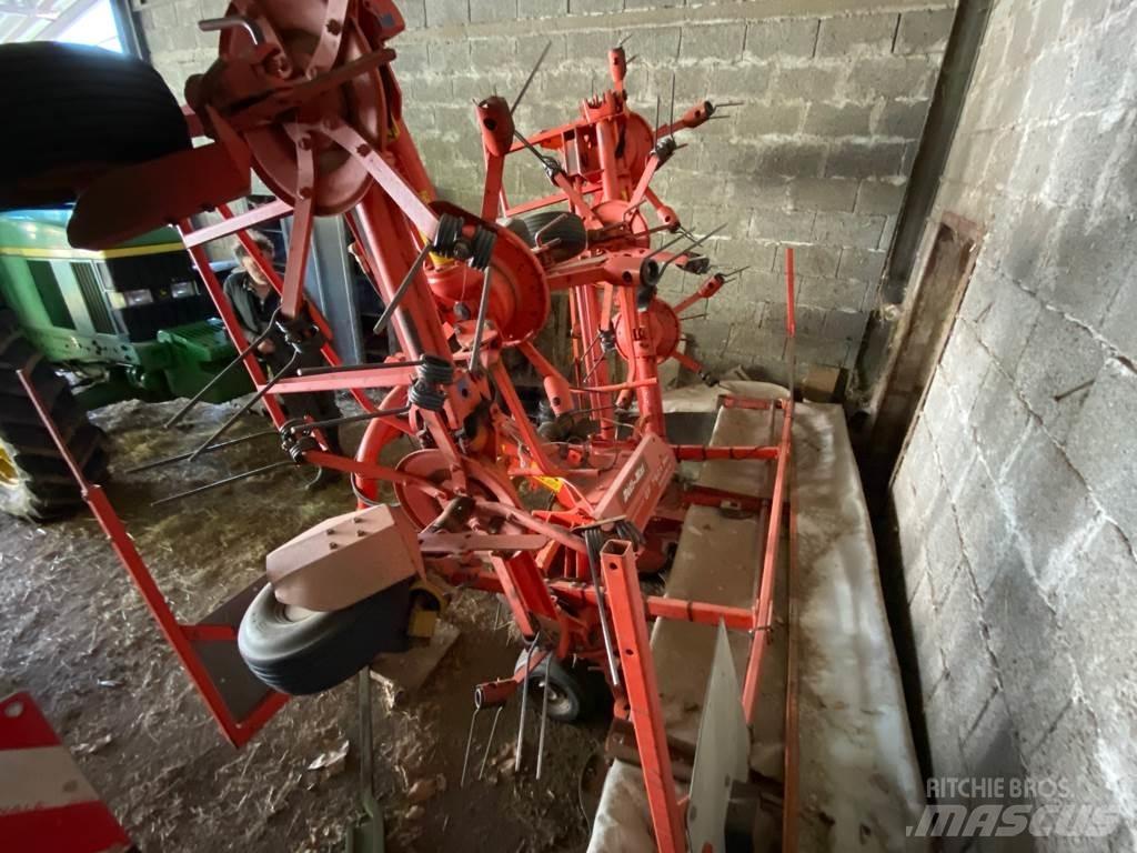 Kuhn Gf7601MH Zgrabiarki i przetrząsacze