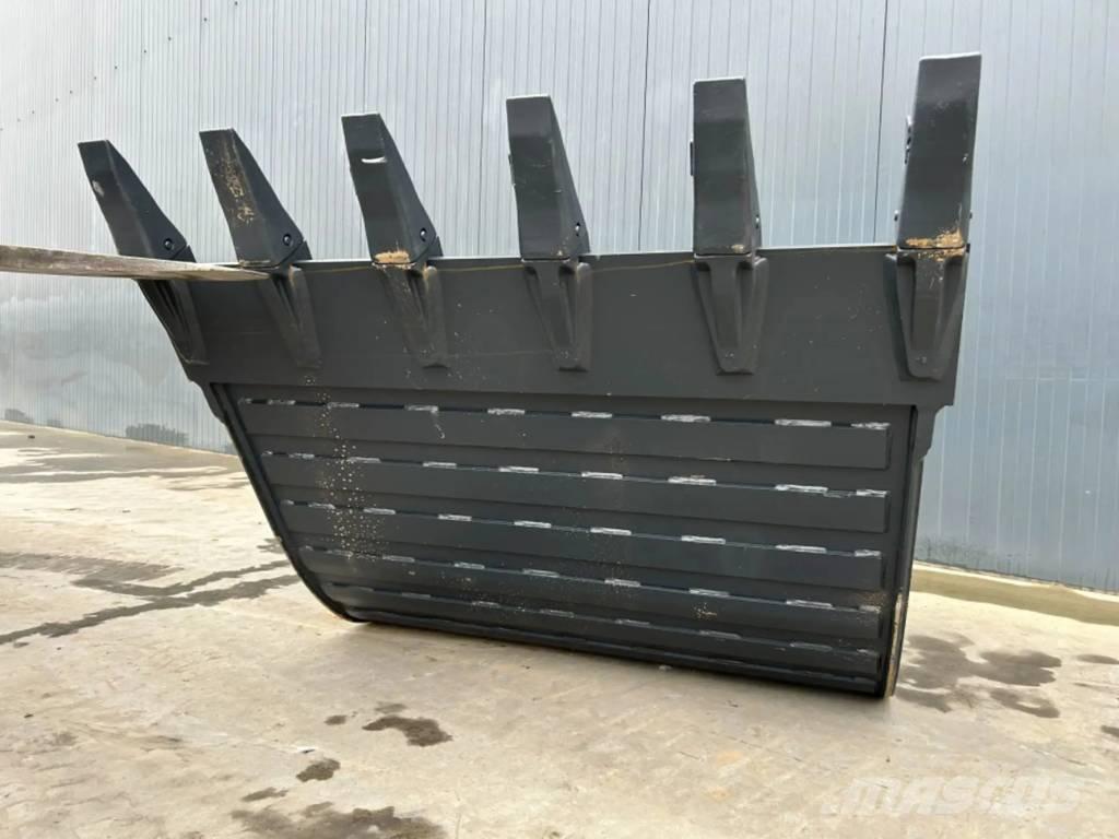 Hitachi ZX220 - 1.40m Łyżki do ładowarek