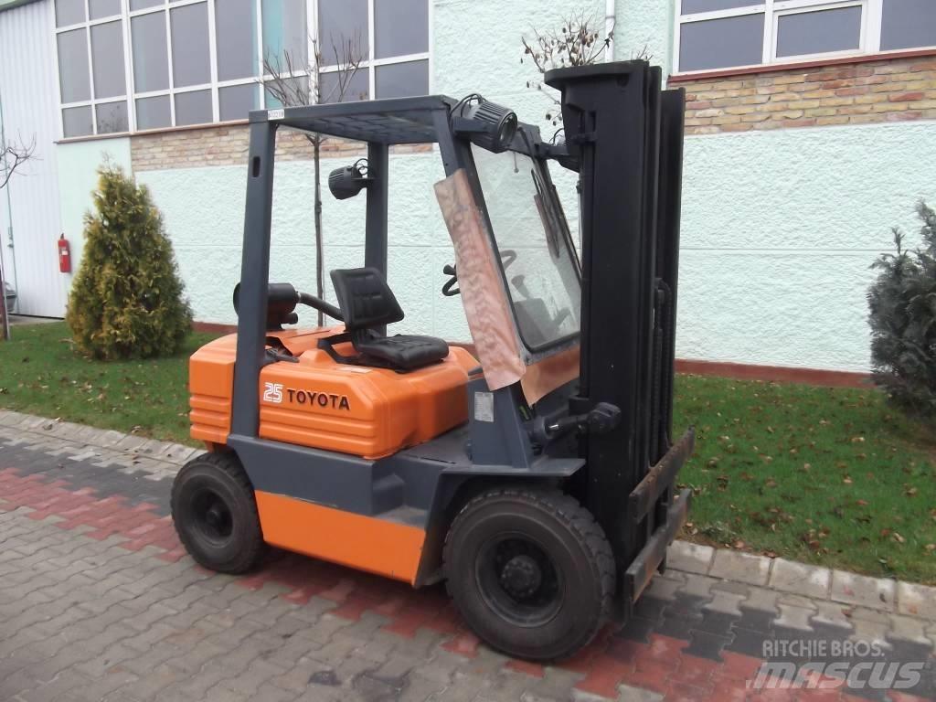 Toyota 5 FD 20 Wózki Diesla