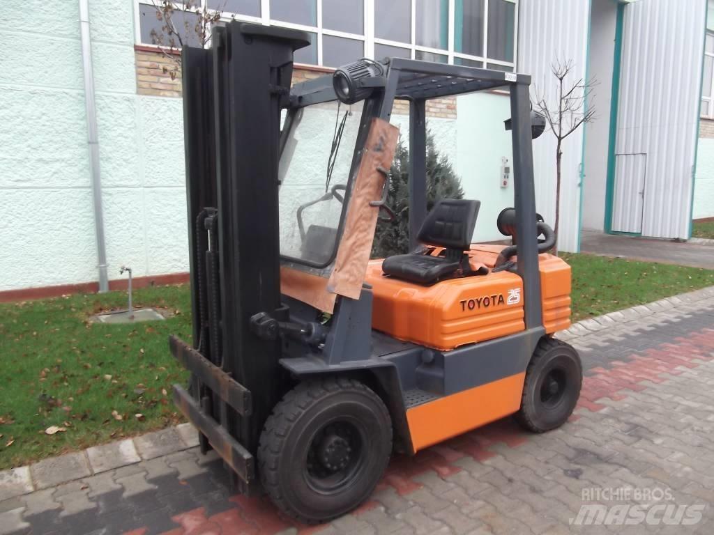 Toyota 5 FD 20 Wózki Diesla