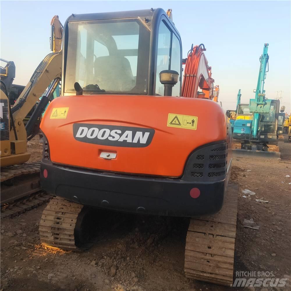 Doosan DH55 Minikoparki