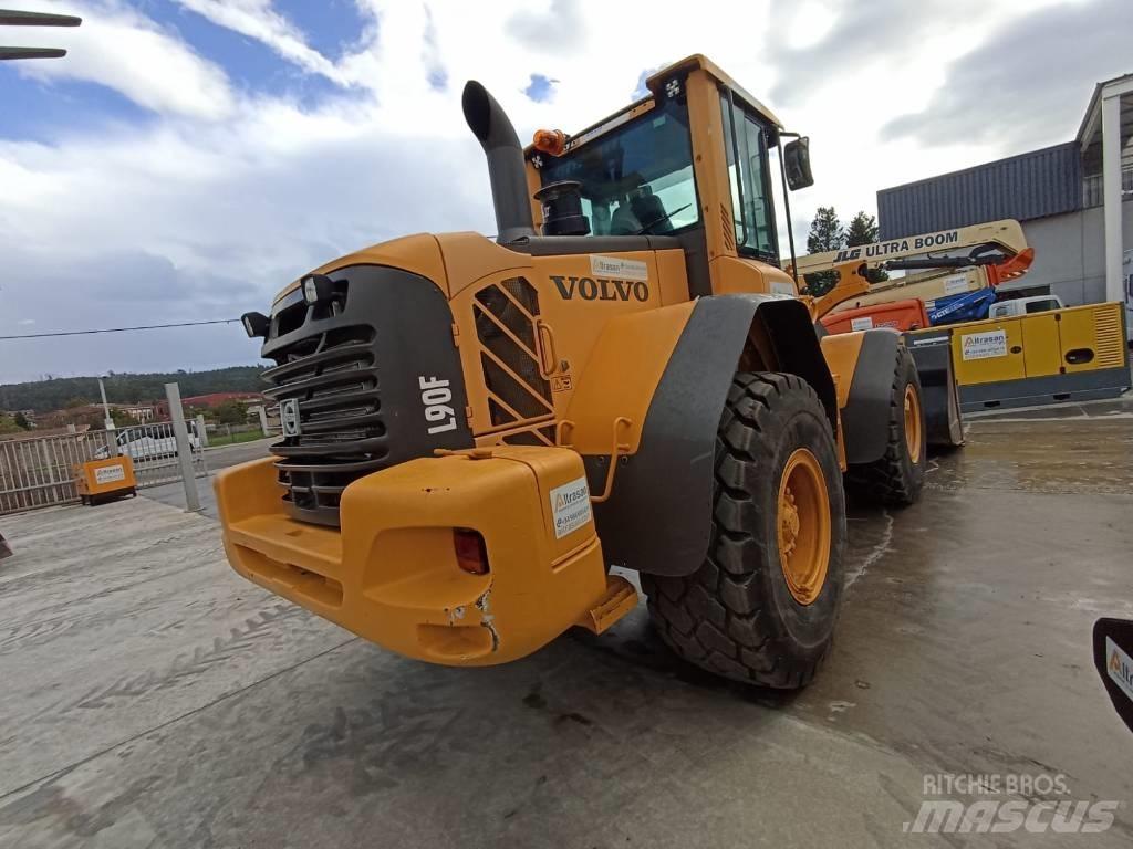 Volvo L 90 F Ładowarki kołowe