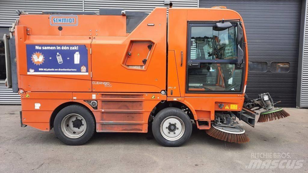 Schmidt Cleango 500 Zamiatarki - Zgarniarki - Odśnieżarki