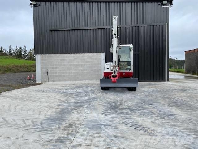 Takeuchi TB 250 Minikoparki