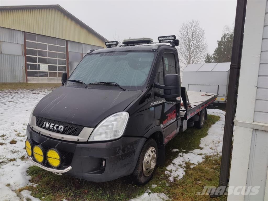 Iveco 35C13 4x2 Samochody ratownicze pomocy drogowej