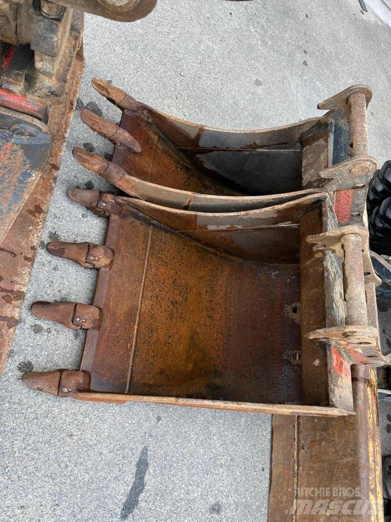 Komatsu PW 98 MR-8 Midikoparki  7t - 12t