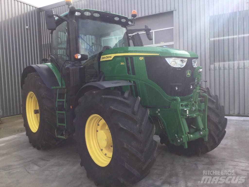 John Deere 6R250 Ciągniki rolnicze