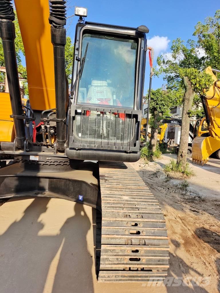 Sany SY 215 C Koparki gąsienicowe