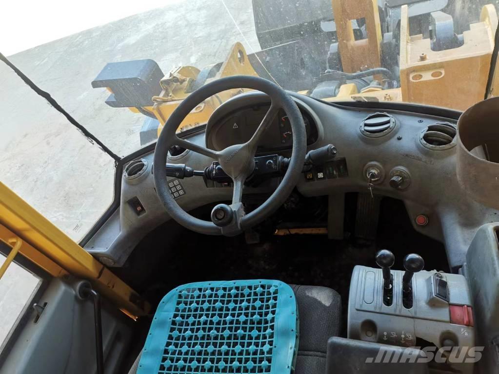 Volvo L 120 E Ładowarki kołowe