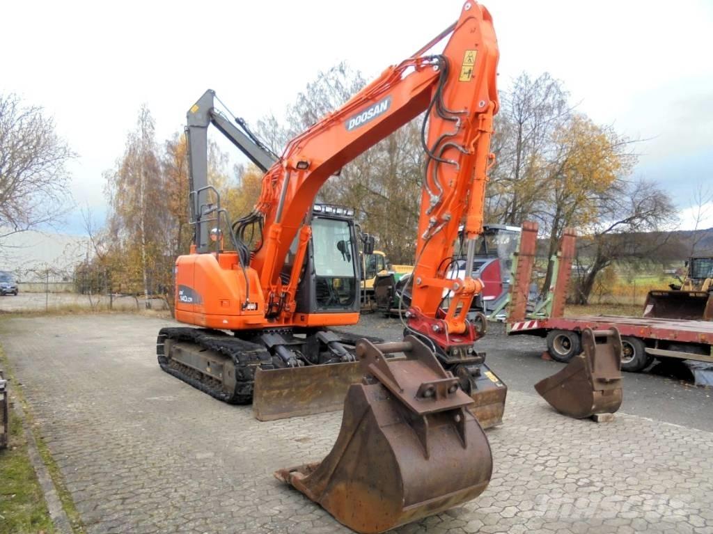 Doosan DX 140 LCR-3 Koparki gąsienicowe