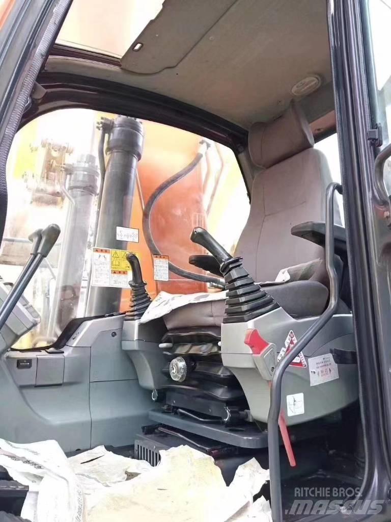 Doosan DX 225 LC Koparki gąsienicowe