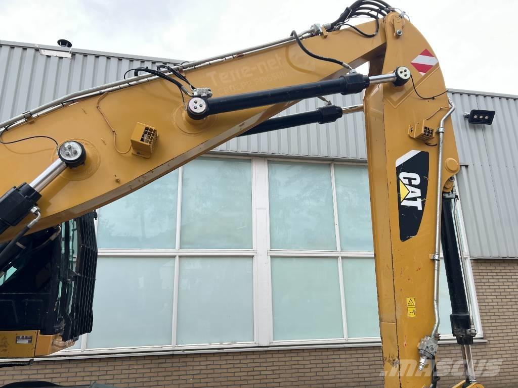 CAT MH3022  2015   CE Koparki przeładunkowe