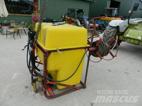  H-610 600 Opryskiwacze zaczepiane