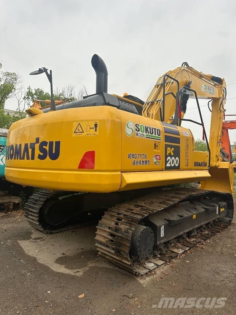 Komatsu PC 200-8 Koparki gąsienicowe
