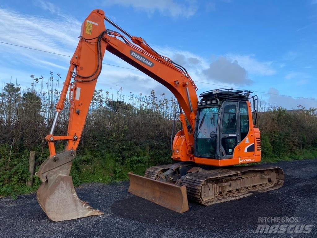 Doosan DX 140 LCR-3 Koparki gąsienicowe