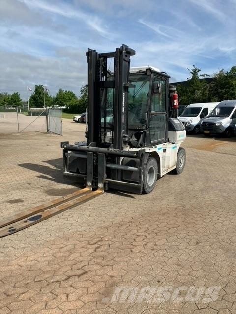 UniCarriers DX60-5 Wózki Diesla