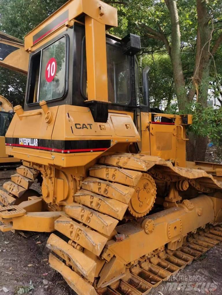 CAT D 4 H Spycharki gąsienicowe