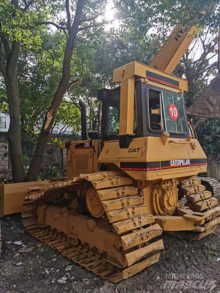 CAT D 4 H Spycharki gąsienicowe