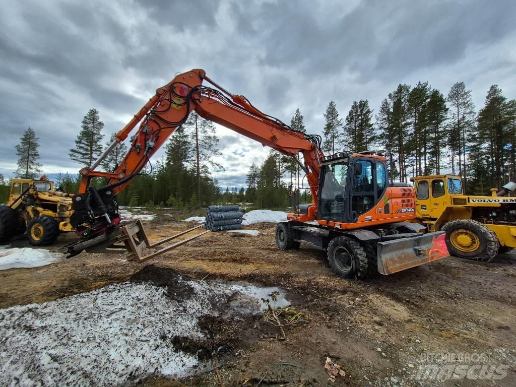 Doosan DX 140 W-3 Koparki kołowe
