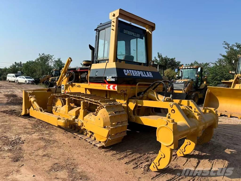 CAT D6G Spycharki gąsienicowe