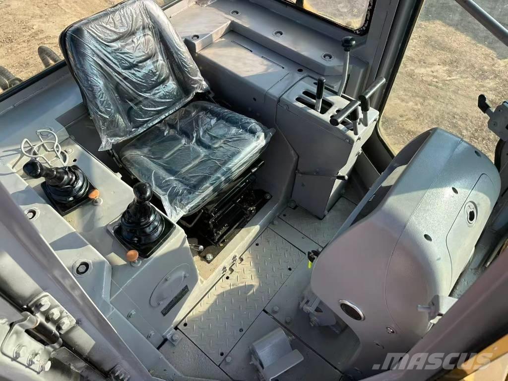 CAT D6G Spycharki gąsienicowe